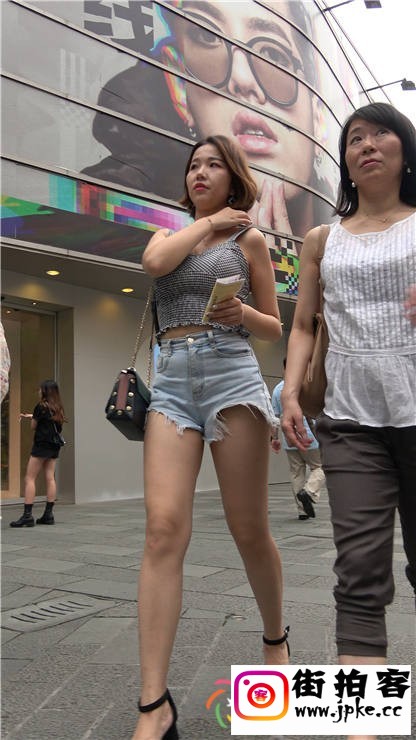 221758a7swejyjjaf6j1ff.jpg