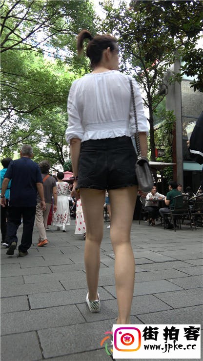 152409dtj777zkhtd40qhv.jpg