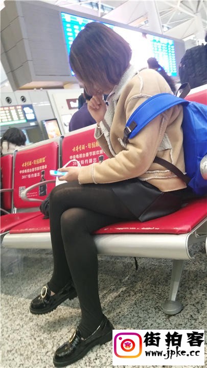 125521luiikjr9izr9sjj1.jpg