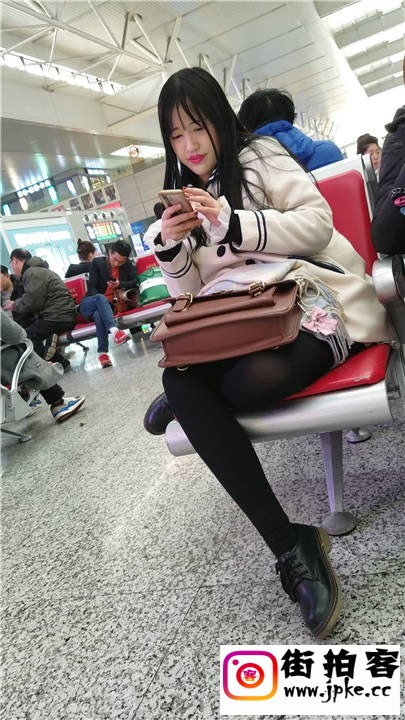 110237d3y131g10333t14z.jpg