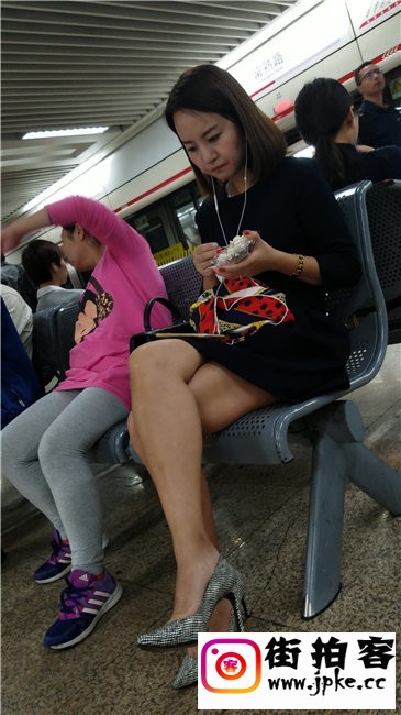 184129i24ddfm34r14ldb6.jpg