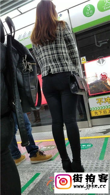 145607yao0jx77073xxxxa.jpg