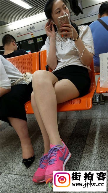 130345bg9p4jjlmimjmill.jpg