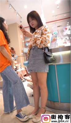 街拍短裙性感漂亮美女小姐姐 原版高清合集 33[MP4/33.3G]