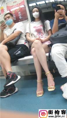 街拍短裙性感漂亮美女小姐姐 原版高清合集 34[MP4/44.3G]